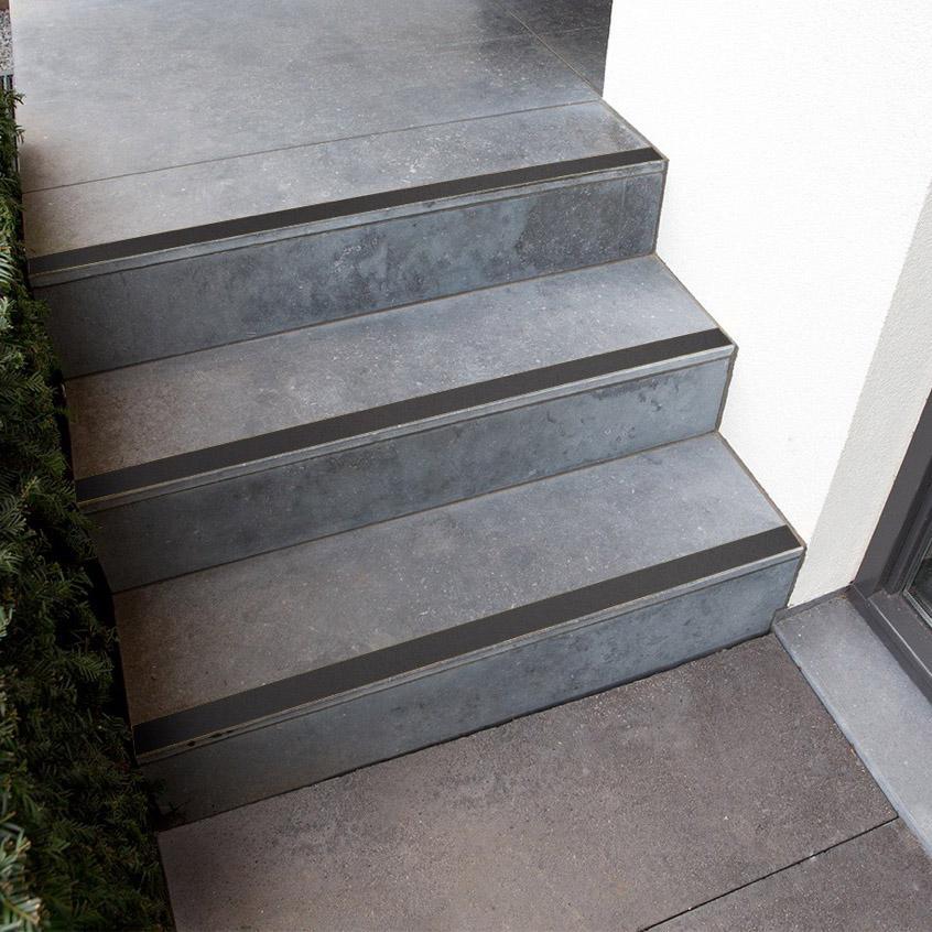 SECUCARE ANTI SLIP STICKER ON A ROLL BLACK 50 X 3000M
