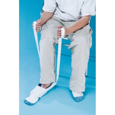 Gentle aid for putting on socks and stockings